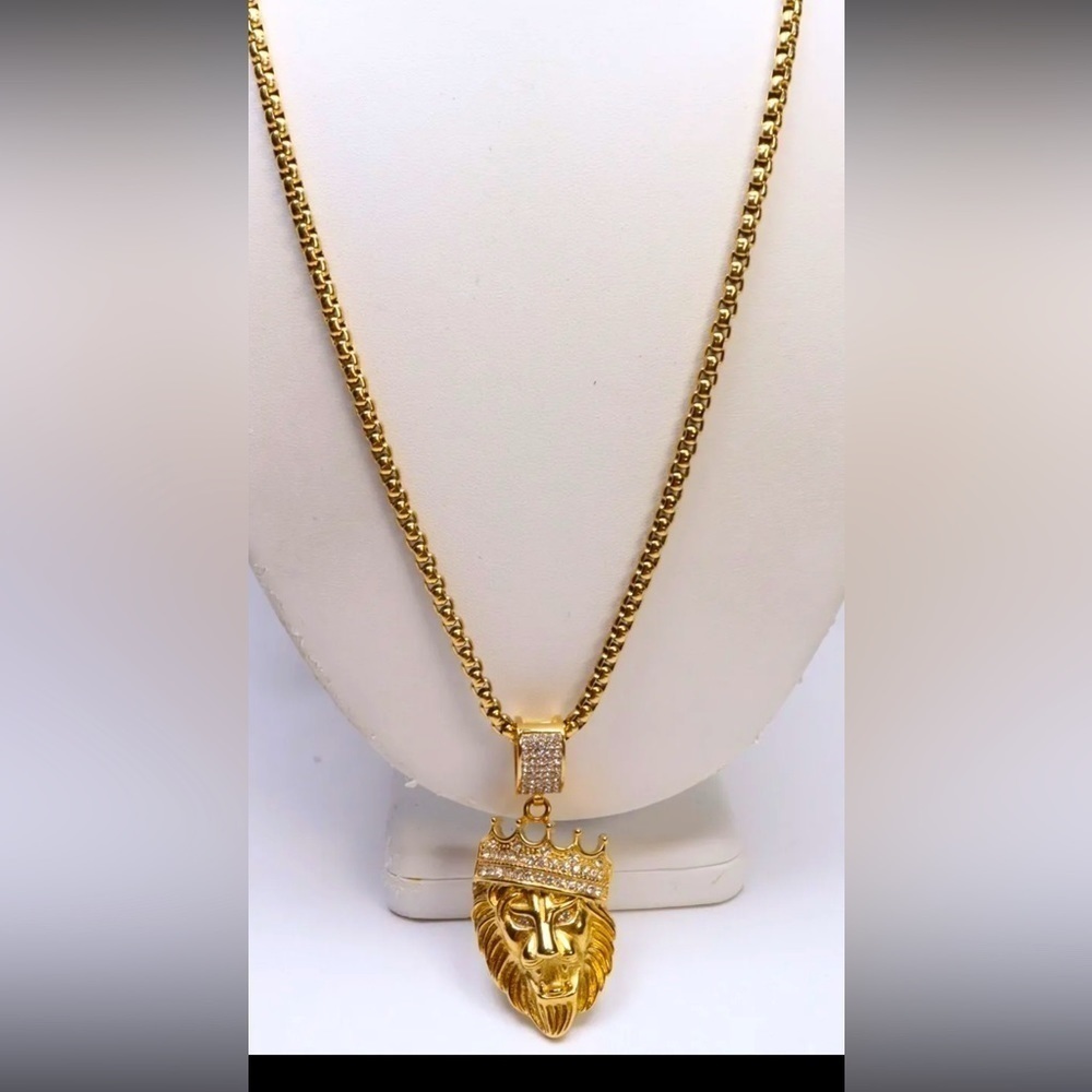 Simone I Smith Legacy Lion Necklace Gold Stainless Steel